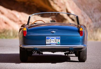 سيارة Ferrari 250 GT  الرياضية مقابل 8.250.000 دولار 